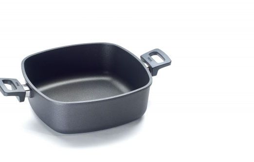 WOLL SQUARE CASSEROLE 24CM